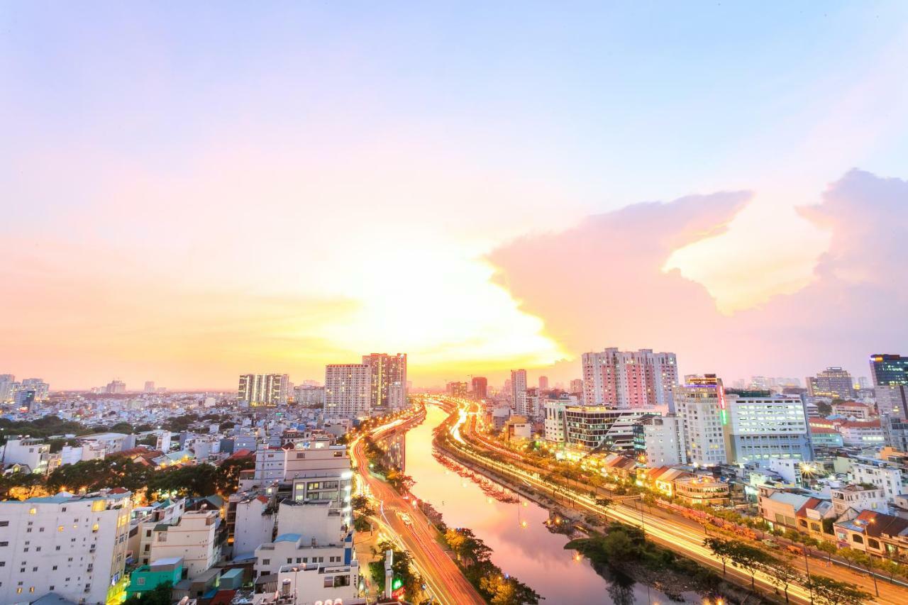Spacious Saigon - Infinity Pool Signature Ho Chi Minh City Bagian luar foto